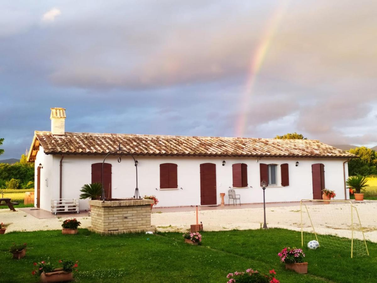 Agriturismo  Le Serre Spello Exterior foto